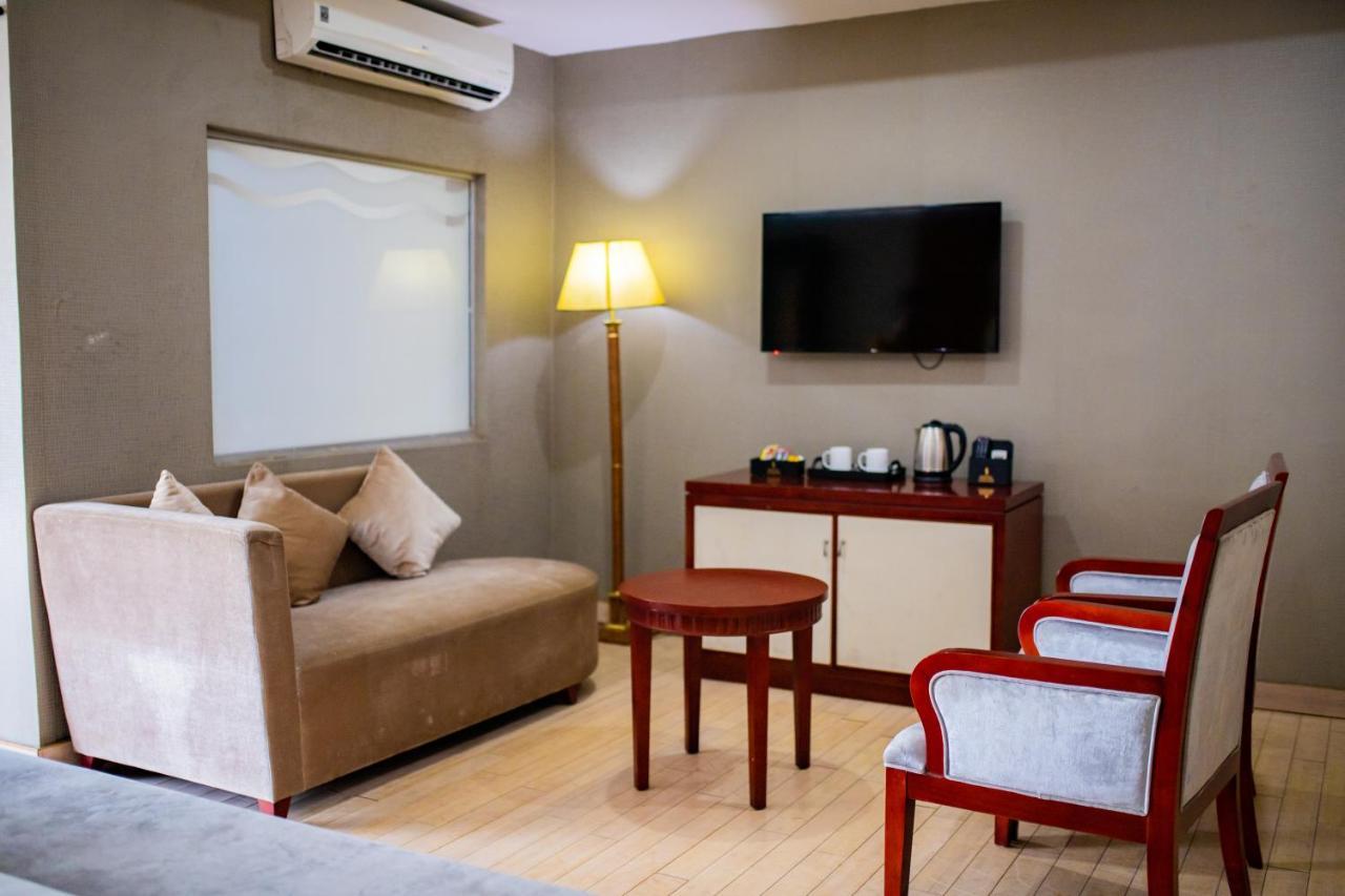 Hotel Sunshine Enugu Exterior foto